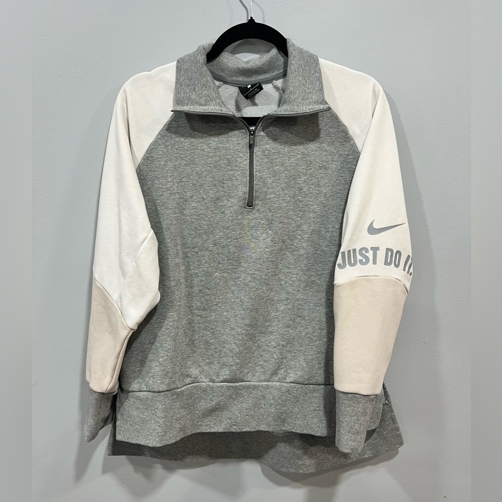 NIKE L Just Do It Half-Zip Sweatshirt color block